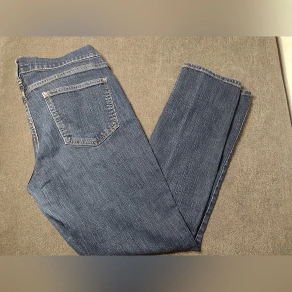 Old Navy Darkwash Skinny Jeans - Picture 2 of 3